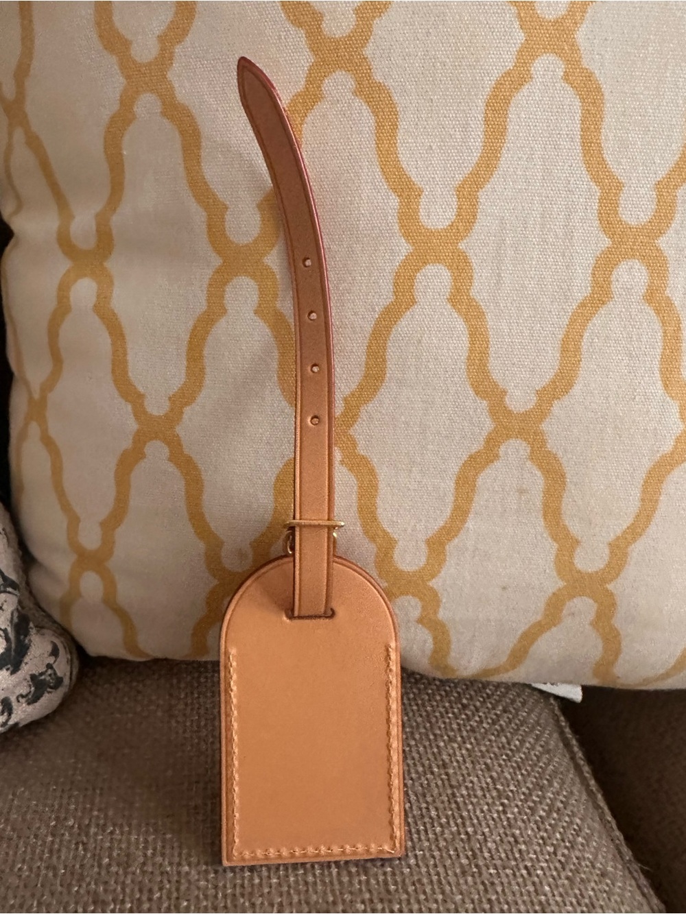 Louis Vuitton Tan Leather Strap Tag with Gold Hardware - Picture 3 of 6